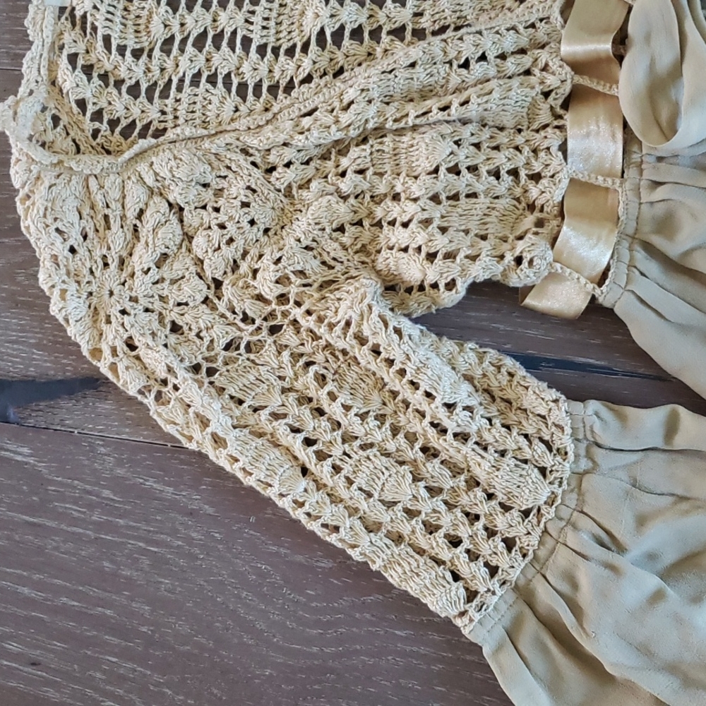 Somi Cropped Cardigan View 3
